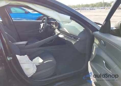 2021 Hyundai Elantra Sel z USA, uszkodzony, nr VIN 5NPLS4AG5MH052002